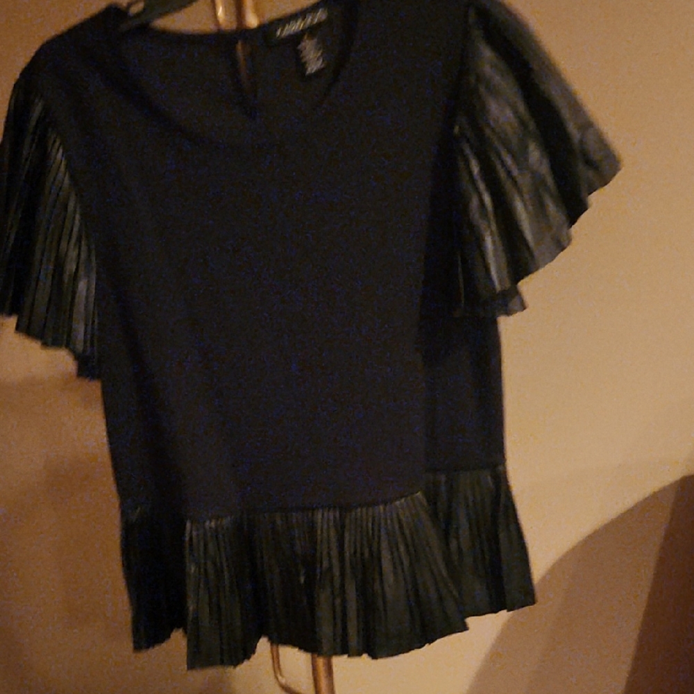 Black Pleated Sleeve & Hem Top